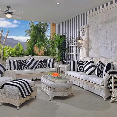Majestic Villa Costa Adeje (Tenerife)